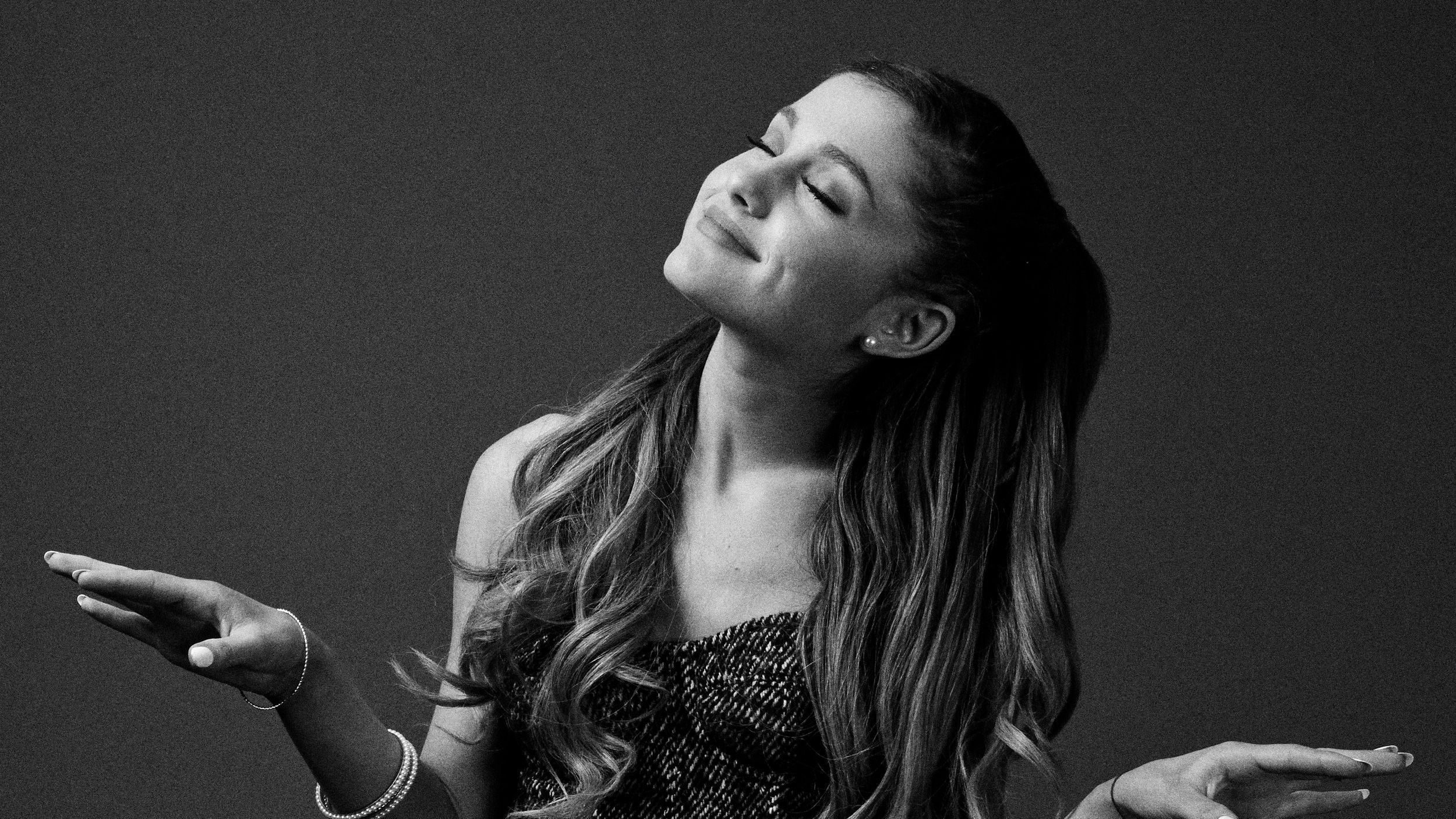 Ariana Grande Wallpapers, Pictures, Images & Photos