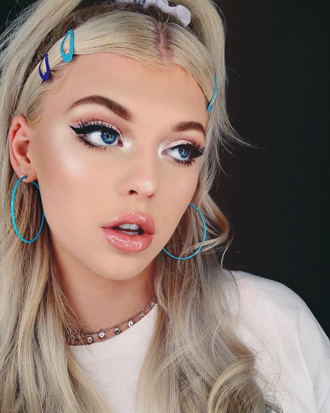 Loren Gray you’re the only one who makes me feel things Wallpaper