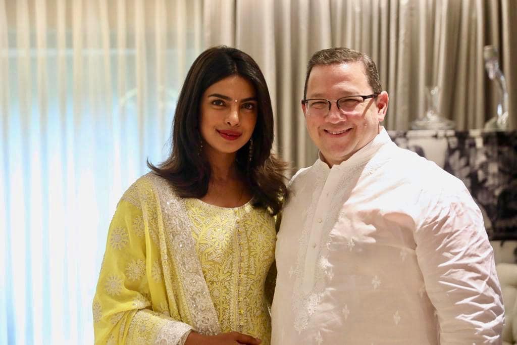Priyanka Chopra Happy Father’s Day  I feel blessed to have you and  in my life! Thank you for ta Wallpapers