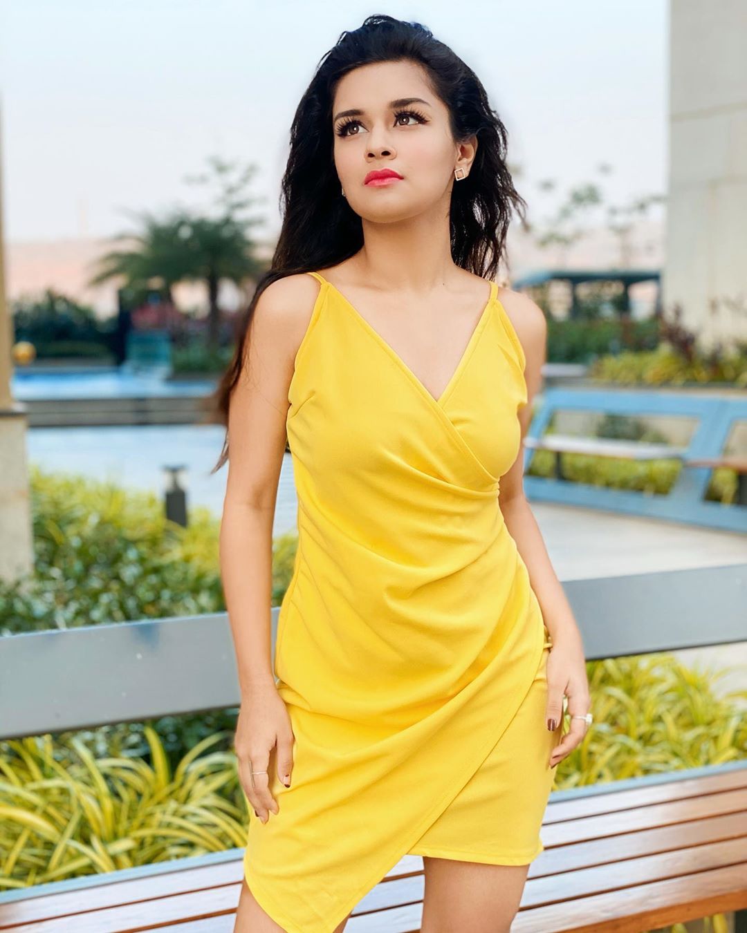 Avneet Kaur Wallpapers, Photos, Images &Amp; Pictures Comment Your Fav Colour Mine Is Yellow, Pink And Black!
Wearing-