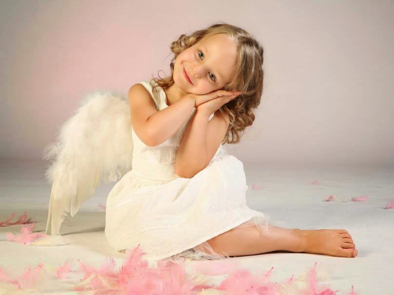 Beautiful-Angel-Baby-Girl-Image
