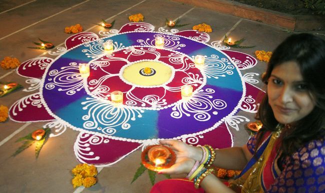 13 Rangoli Designs That Will Make Your Home Look Awesome