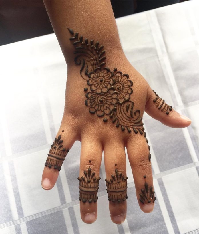 100+ Best Simple Mehndi Designs That You Should Try 2025 - FinetoShine