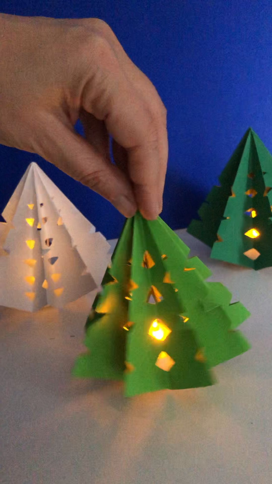 3d Paper Christmas Tree Luminary – Red Ted Art