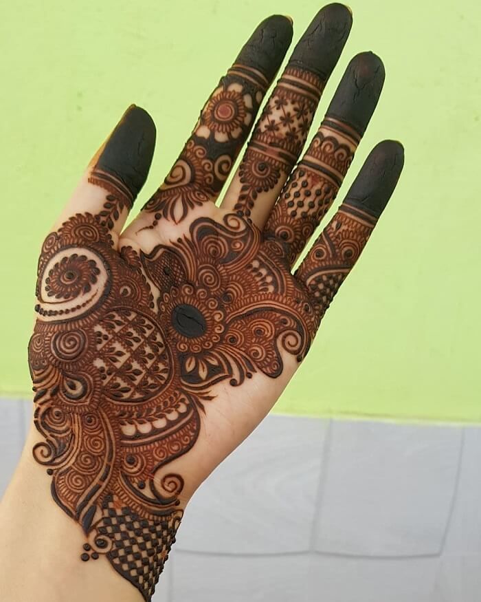51 Impressive Diwali Mehndi Designs For Newlywed Brides Celebrating Their First Diwali Post-Nuptials