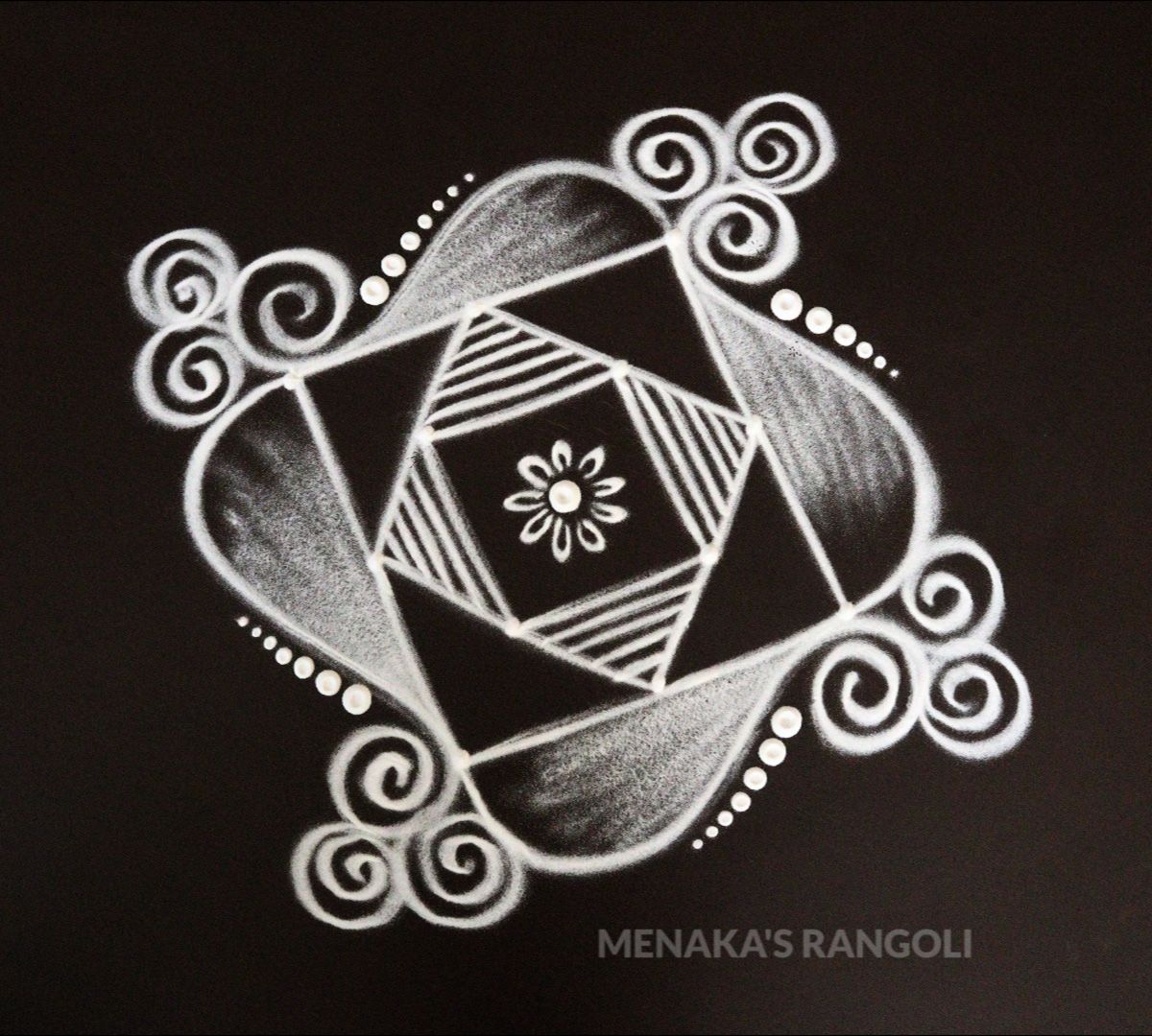 Easy And Beautiful Rangoli Design