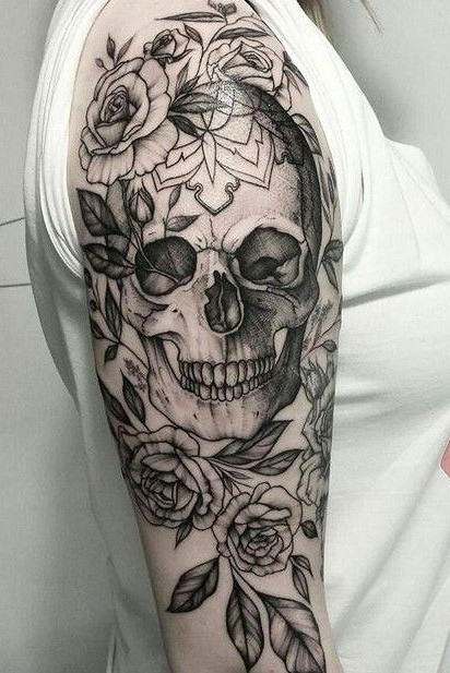 30+ Stunning Skull Tattoos for Females [2020] – Tattoos for Girls