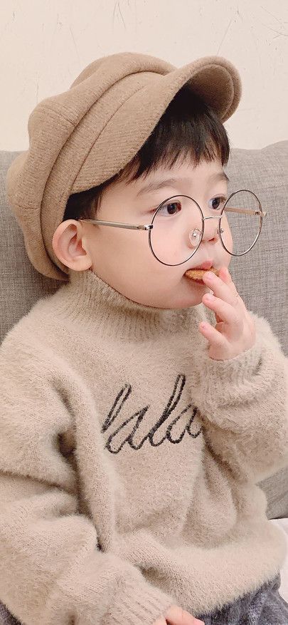 Cute, Child Model, Glasses Wallpapers For IPhone11, IPhone11 Pro, IPhone 11  Pro Max - Free Wallpaper | Download Free Wallpapers 2023