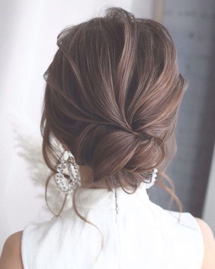 Hair Inspiration: The chic bun. Relaxed wedding hair inspiration ideas. Cute for a date night. Bridal party hairstyle hair ideas inspiration. Tonyastylist Long Wedding Hairstyles and Wedding Updos #w…