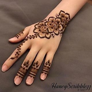 Henna Inspirations On Instagram: “Henna @haneyscribbzz” 2024 - FinetoShine