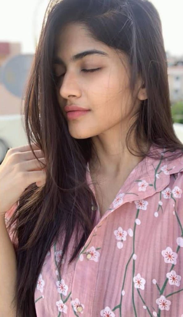Megha Akash hot hd photos download in 2020 , Megha Akash photos Gallery 2020