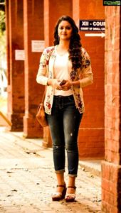 Actress Keerthy Suresh 2018 Latest HD Images & Saree Pictures - Gethu Cinema