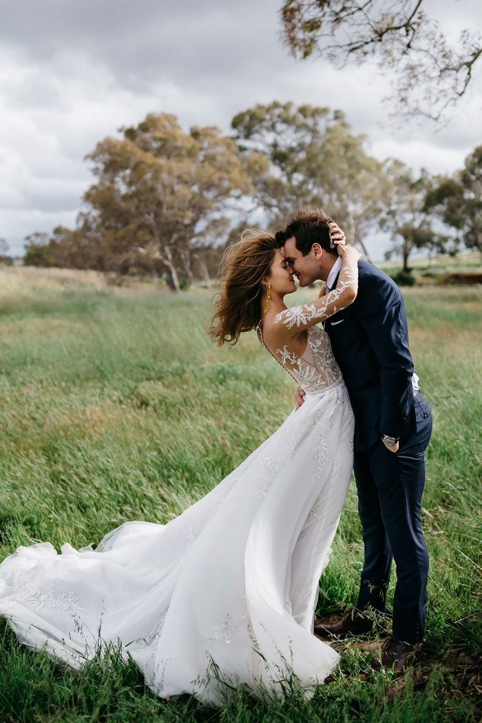 36 Photos That Prove Wind is a Wedding Photographer’s Best Friend | Photobug Community