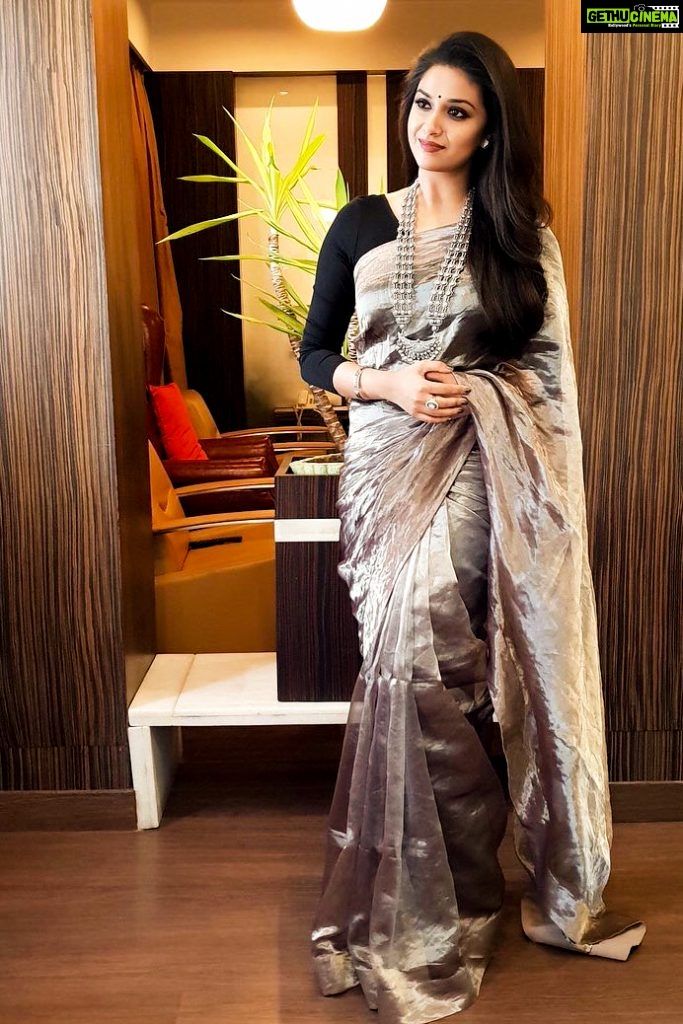 Actress Keerthy Suresh 2018 Latest Hd Images &Amp; Saree Pictures - Gethu Cinema