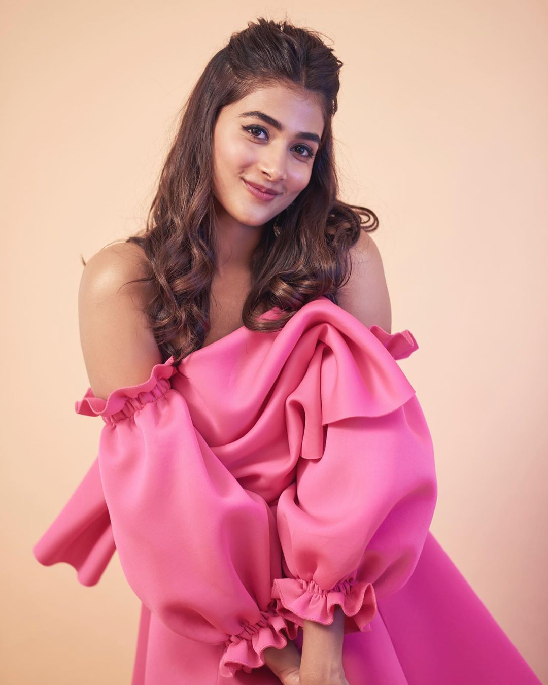 Pooja Hegde Wallpapers 1080p Hd Best Pictures, Images & Photos 2023