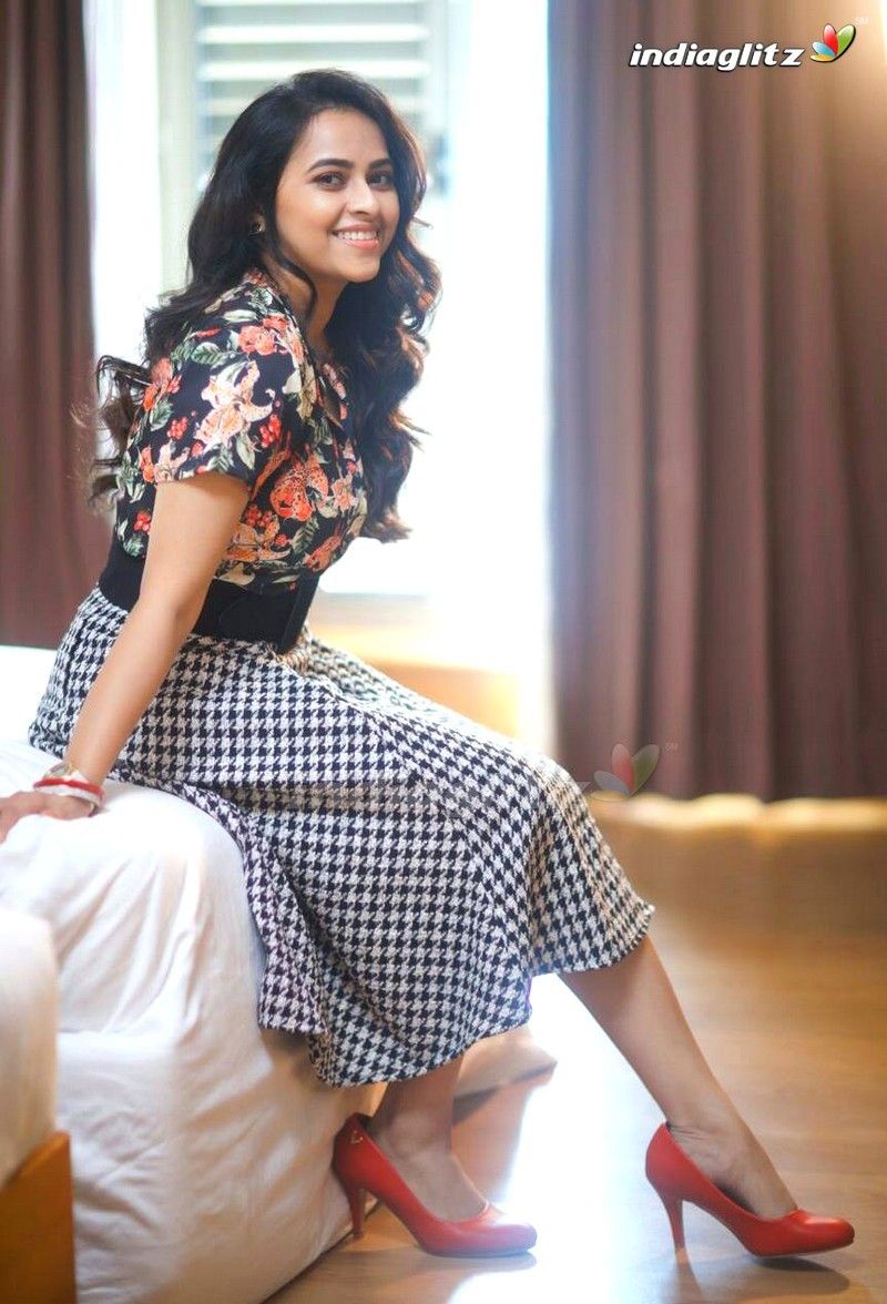 Sri Divya Photos – Tamil Actress photos, images, gallery, stills and clips – 1080p HD