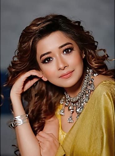 Tina Datta Glows Like A Goddess In Her Latest Pic!