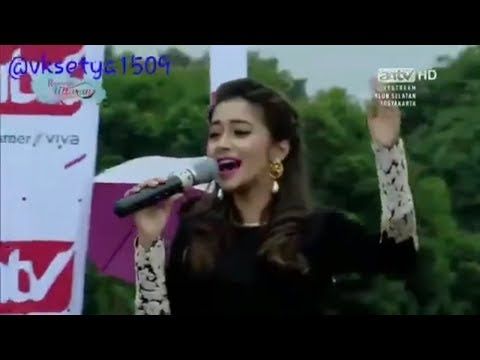 Tina Datta Sings The Song Of “Uttaran” To Big Audience, Indonesia, -