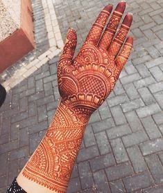 90+ Gorgeous Indian Mehndi Designs For Hands This Wedding Season | 1000