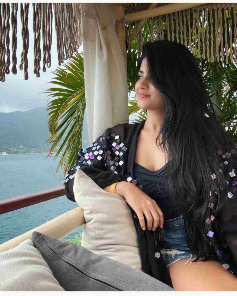 [100+ New] Megha Akash Wallpapers